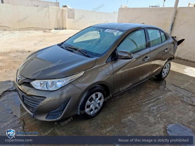 Auction photo