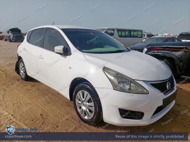 Auction photo