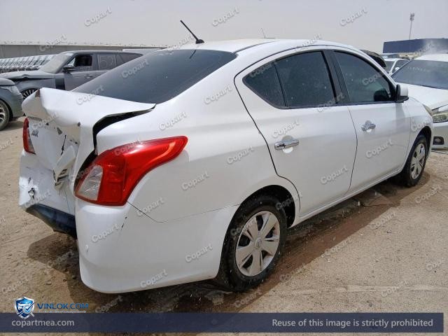 Auction photo