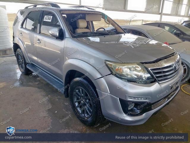 Auction photo