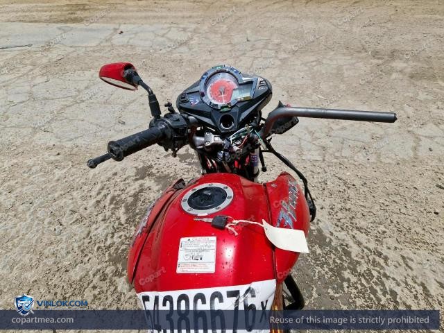 Auction photo