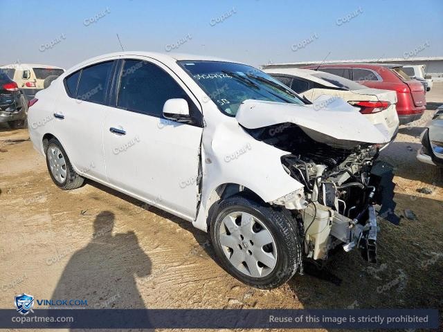 Auction photo