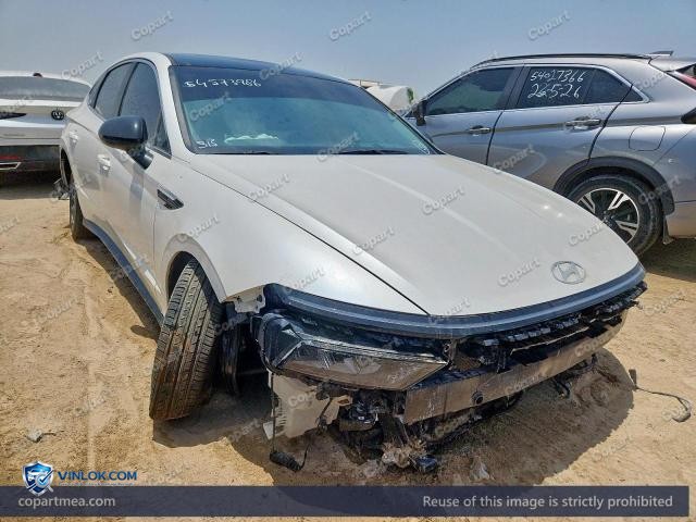 Auction photo
