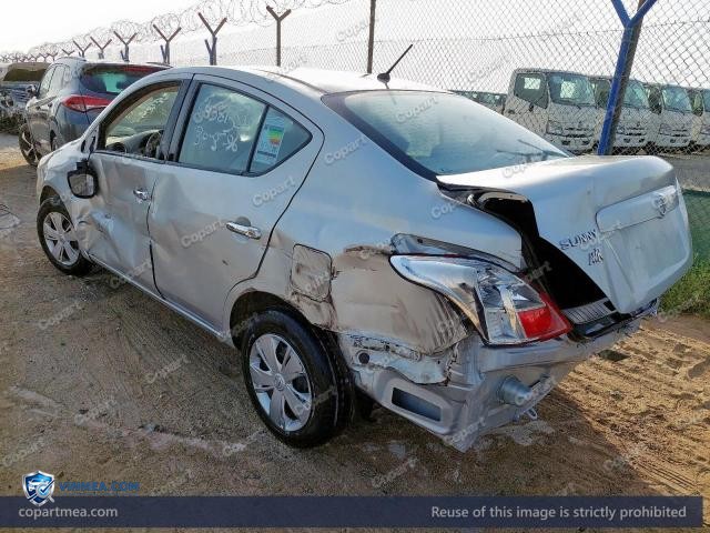Auction photo