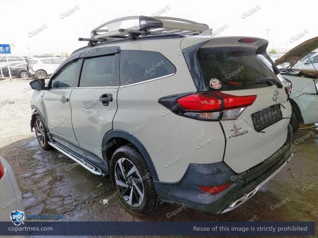 Auction photo
