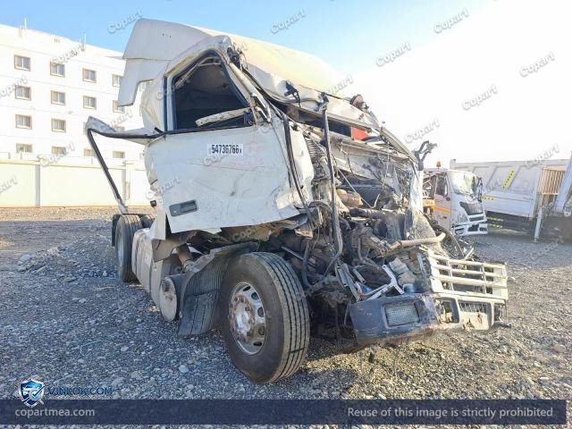 2000 VOLVO TRUCK — Lot 54736766 auction photo