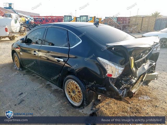 Auction photo