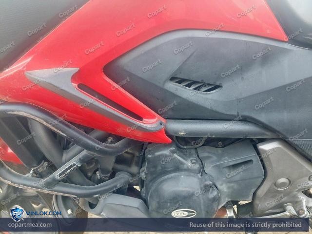 Auction photo