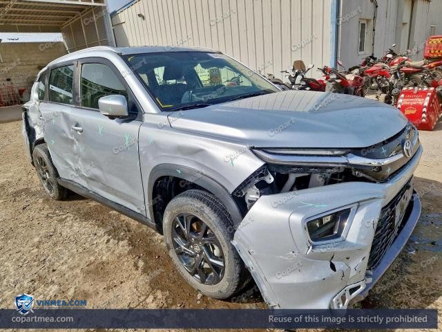 Auction photo