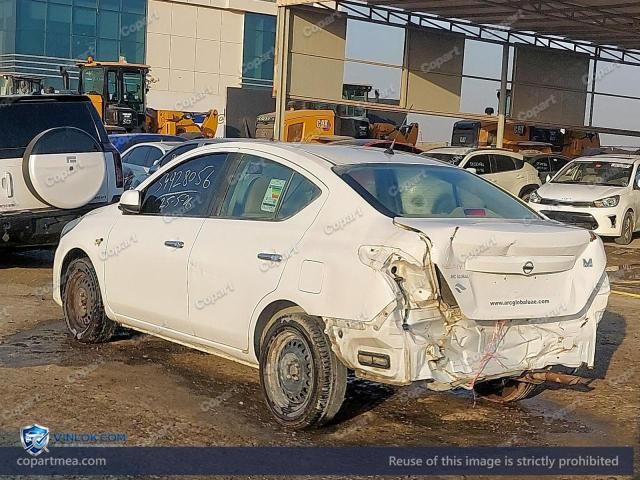 Auction photo