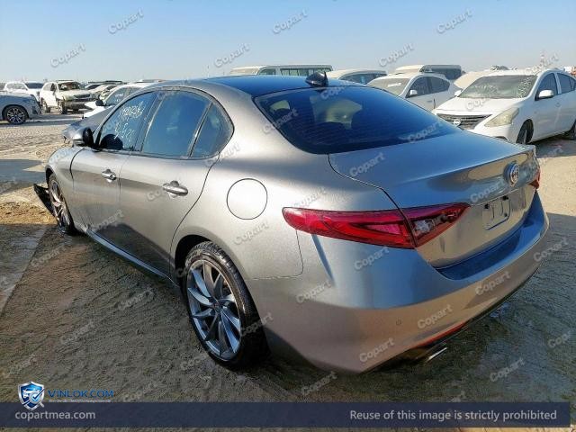 Auction photo