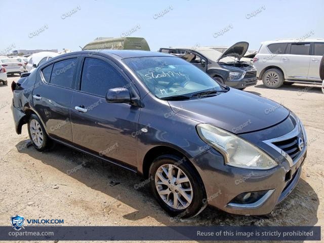 Auction photo