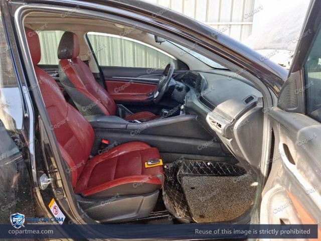Auction photo