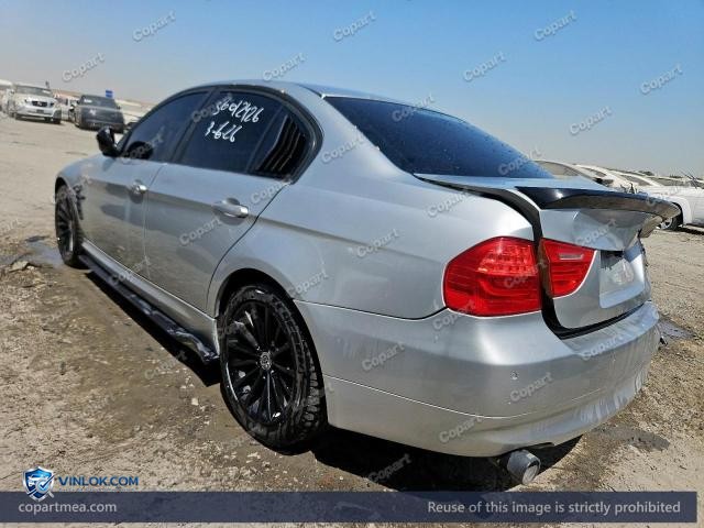 Auction photo