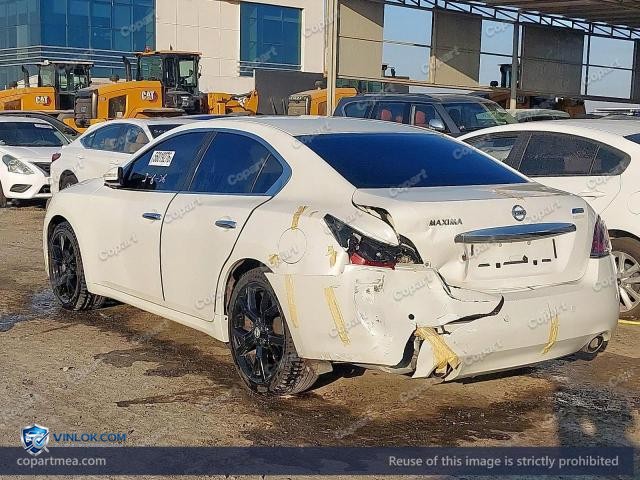 Auction photo