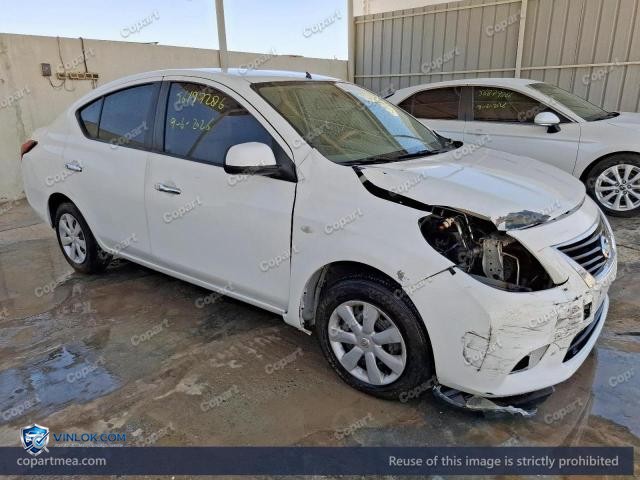 Auction photo