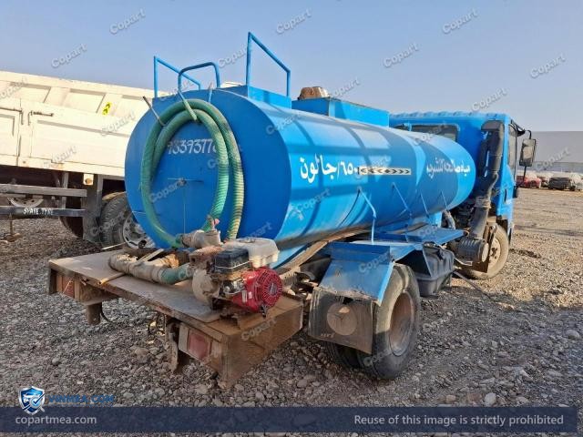 Auction photo