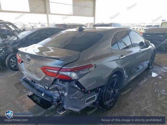 Auction photo
