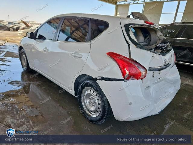 Auction photo
