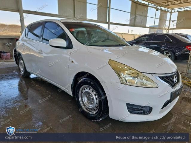 Auction photo