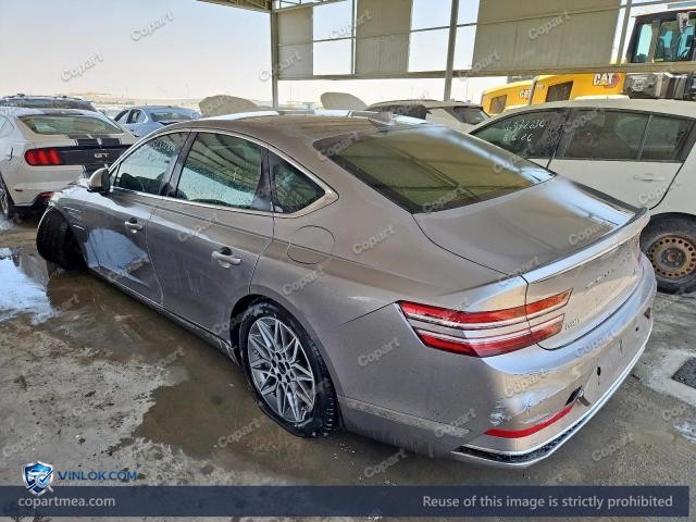 Auction photo