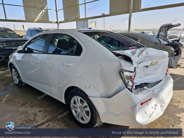 Auction photo