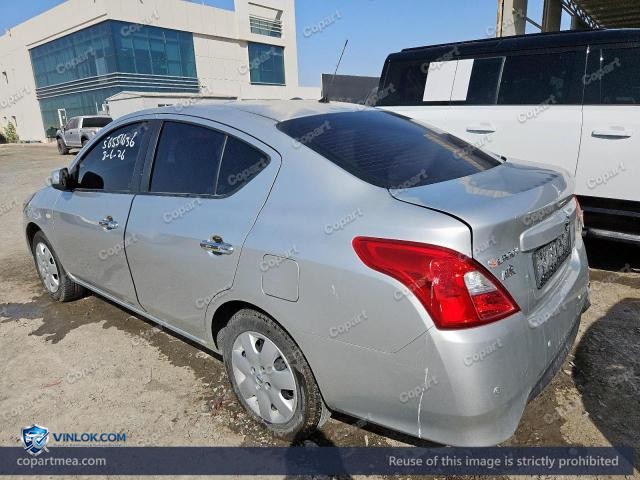 Auction photo