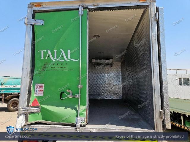 Auction photo