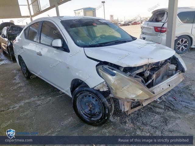 Auction photo
