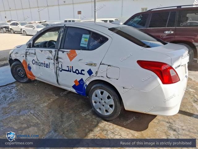Auction photo