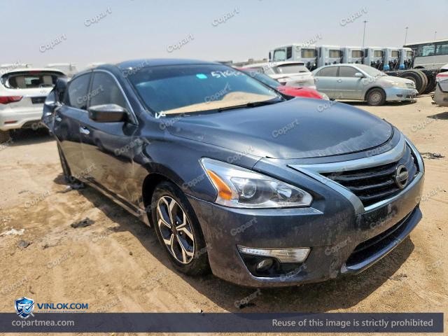 Auction photo