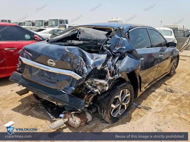 Auction photo