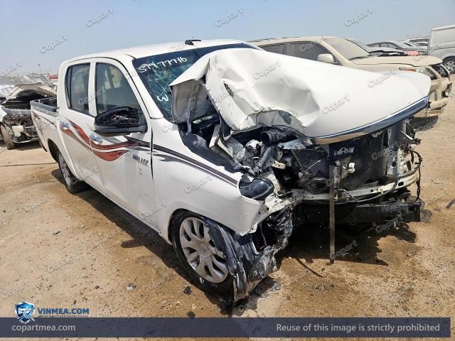 Auction photo