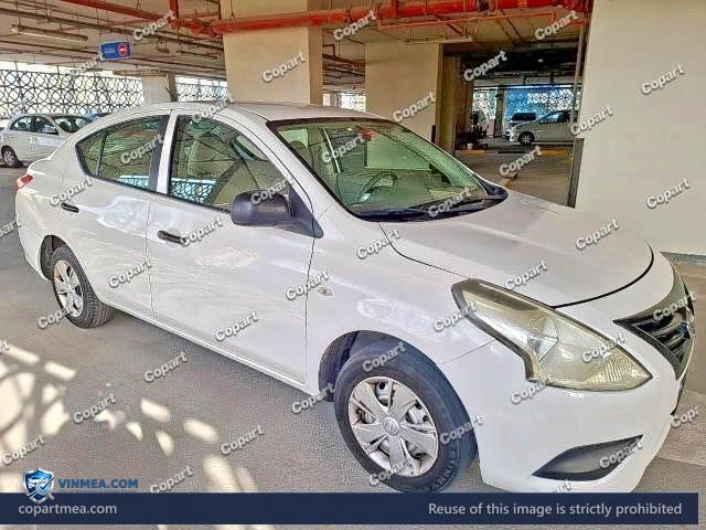 Auction photo