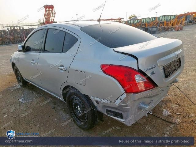 Auction photo