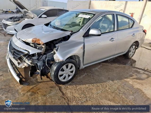 Auction photo