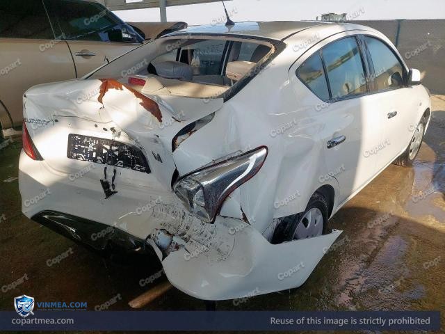 Auction photo