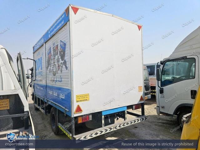 Auction photo