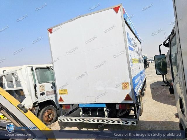Auction photo