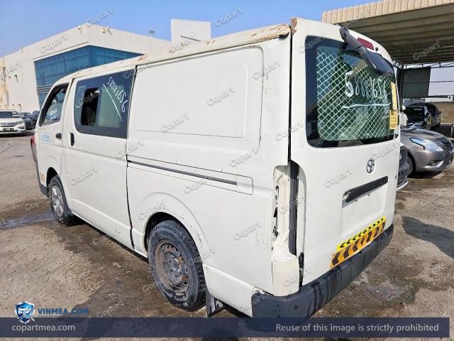 Auction photo