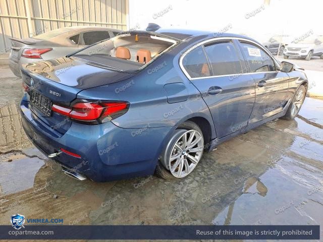 Auction photo