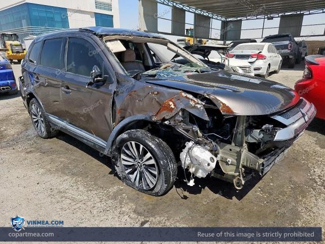 2020 MITSUBISHI OUTLANDER — Lot 59208496 auction photo