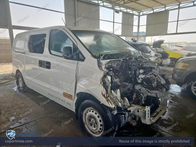 2011 HYUNDAI H1 — Lot 59210156 auction photo