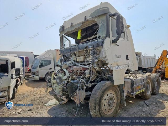 Auction photo