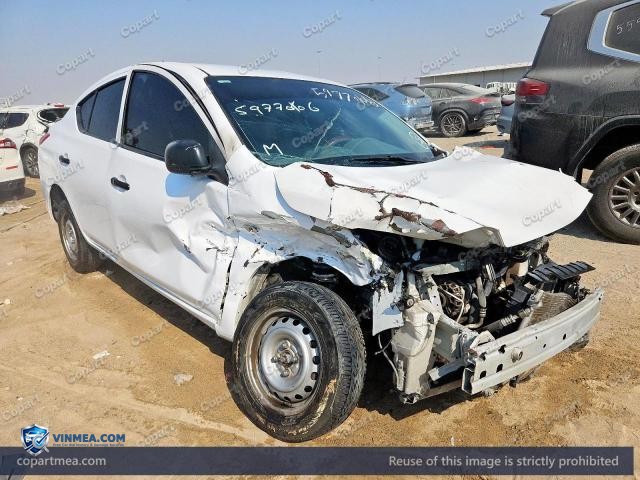 Auction photo