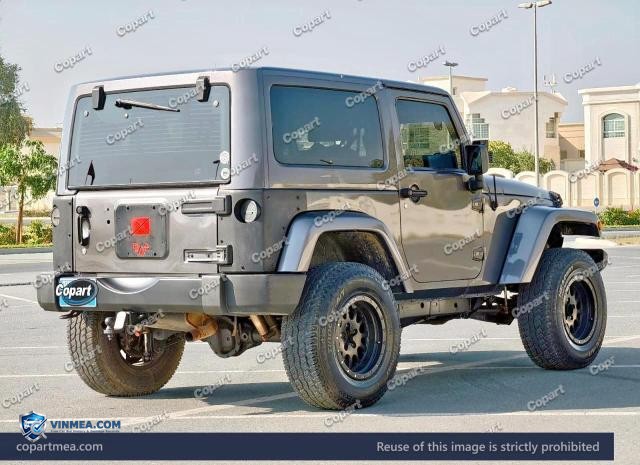 Auction photo