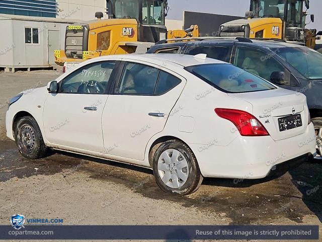 Auction photo