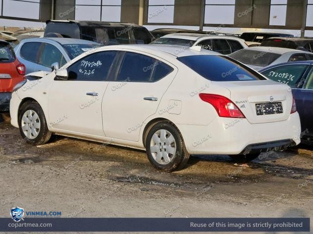 Auction photo
