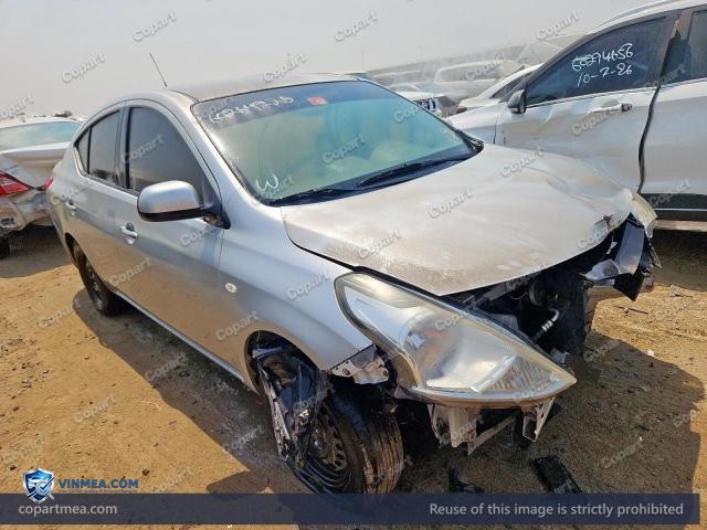 Auction photo