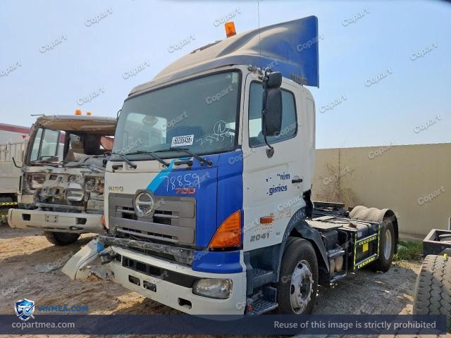 Auction photo